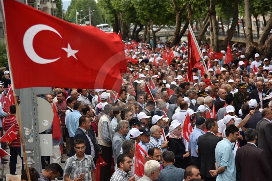 Kastamonu'da "15 Temmuz Milli Birlik ve Demokrasi Yürüyüşü"