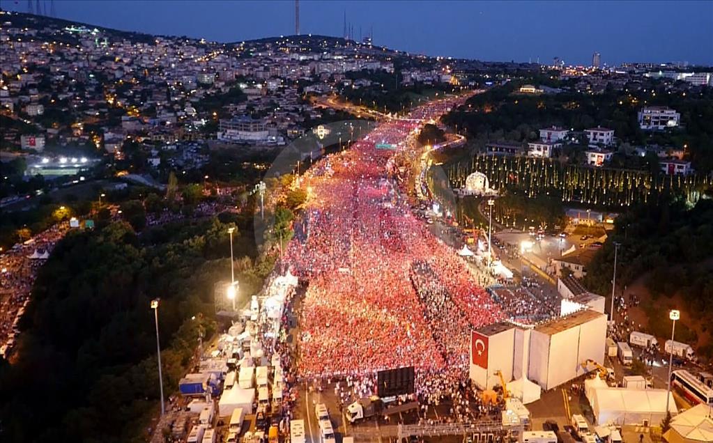 В Турции чтут память жертв событий 15 июля 2016 года