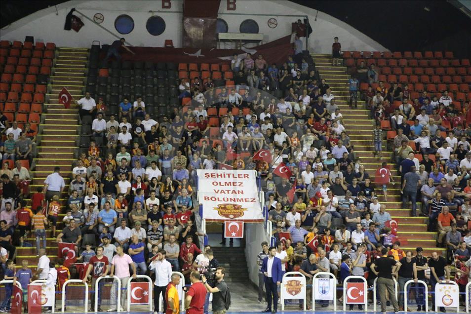 Ndeshje miqësore mes futbollistëve veteranë të Galatasaray dhe Maqedonisë