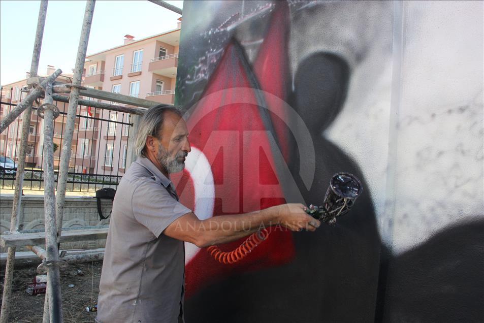 15 Temmuz'u grafiti sanatı ile elektrik trafosuna işlediler