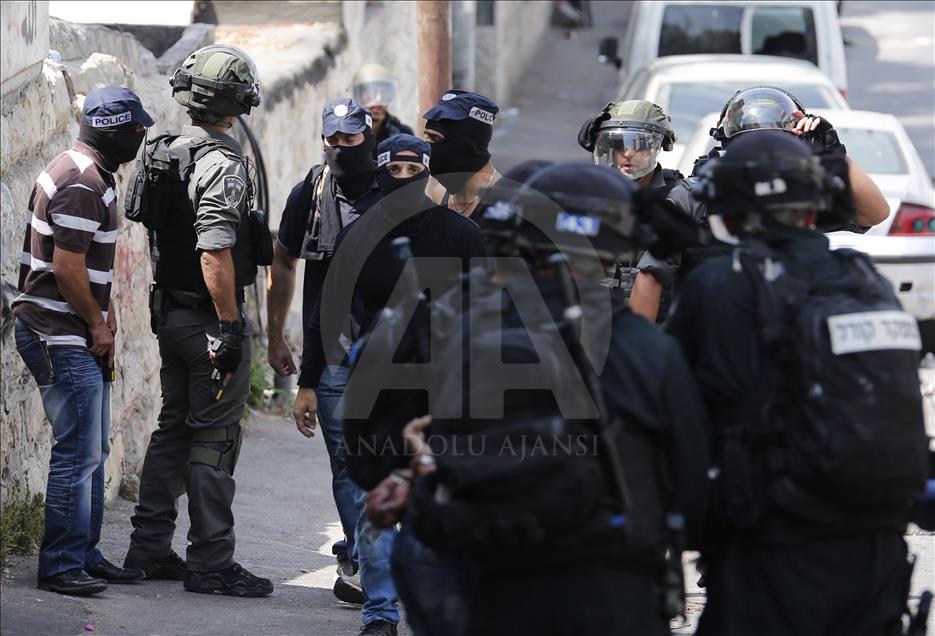 Izraelska policija intervenisala nakon džuma-namaza u Al-Aksi, desetine povrijeđenih 