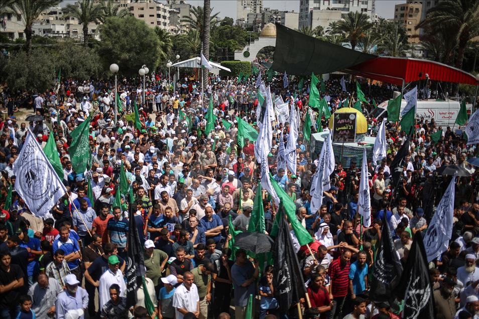 مسيرات في غزة رفضاً للإجراءات الإسرائيلية في الأقصى 
