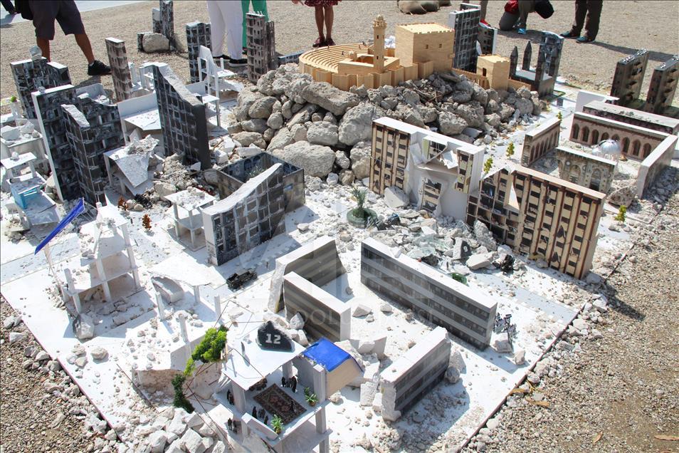 Hollanda'da "Halep'i Yaşa" minyatür sergisi