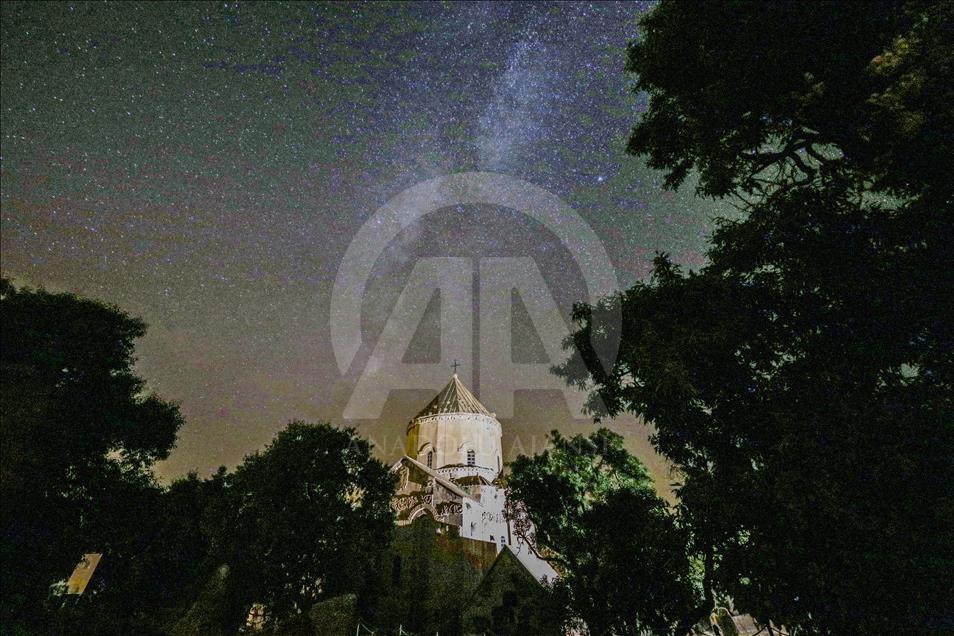Akdamar adasını tehdit eden tavşanlar azaldı.