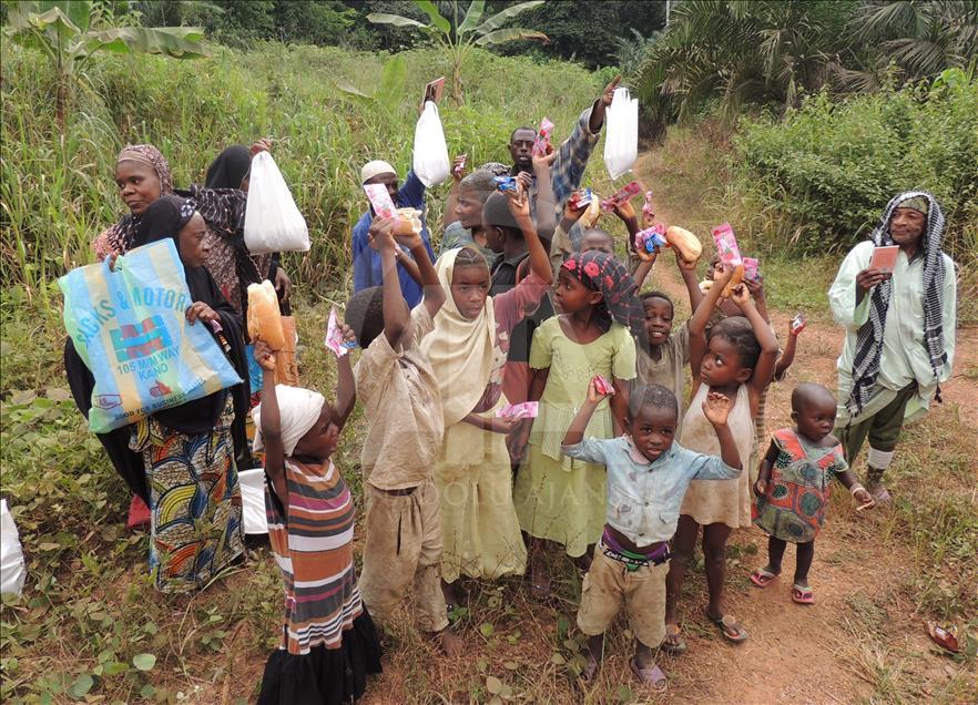 Kamerun'da Müslüman Pigmeler