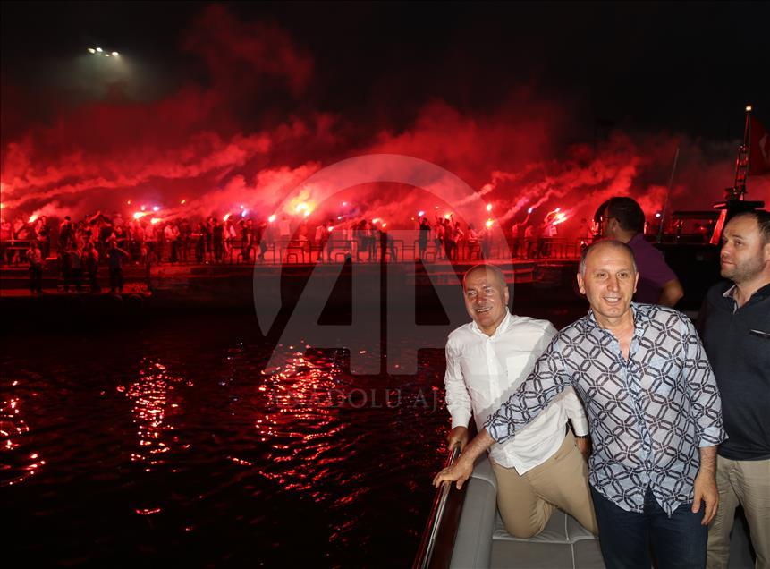 Bordo-Mavili kulübün 50. yıl kutlamaları 