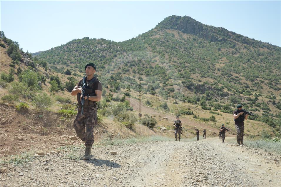 2 bin rakımlı Kırmızı Tepe'de vatan savunması