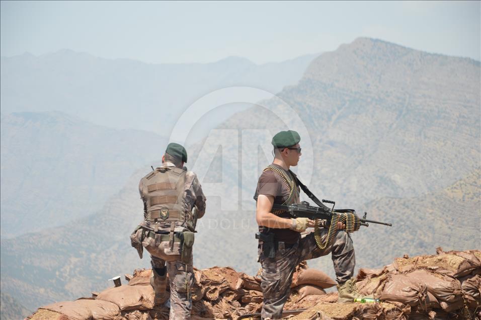 2 bin rakımlı Kırmızı Tepe'de vatan savunması