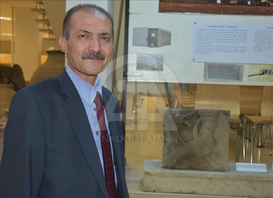 مجسمه هزار ساله «شاهمران» در موزه به نمایش گذاشته شد 
