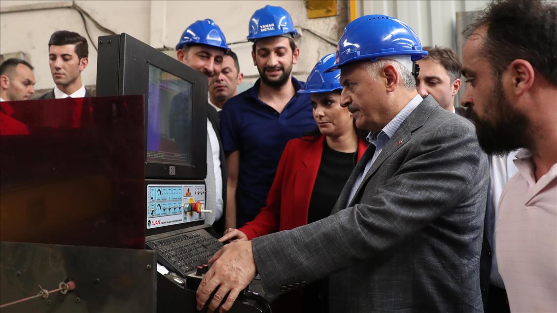 Başbakan Yıldırım'dan OSTİM esnafına ziyaret