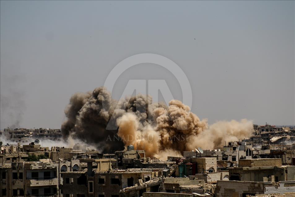 Сторонники Асада продолжают обстрелы пригорода Дамаска