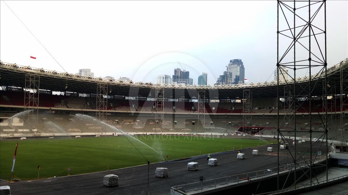 Stadion Utama Bung Karno mempercantik diri