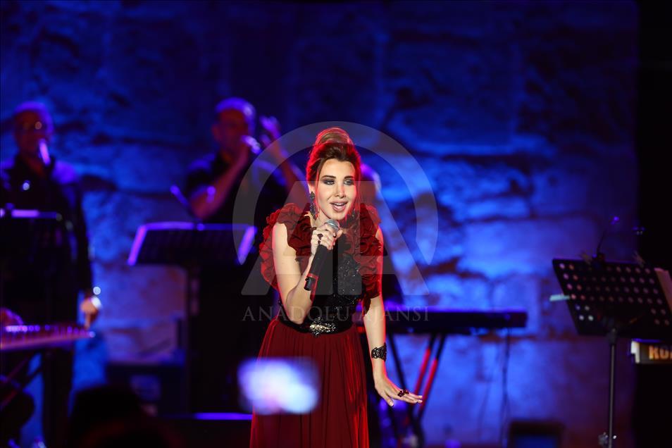 Nancy Ajram fait chanter Carthage