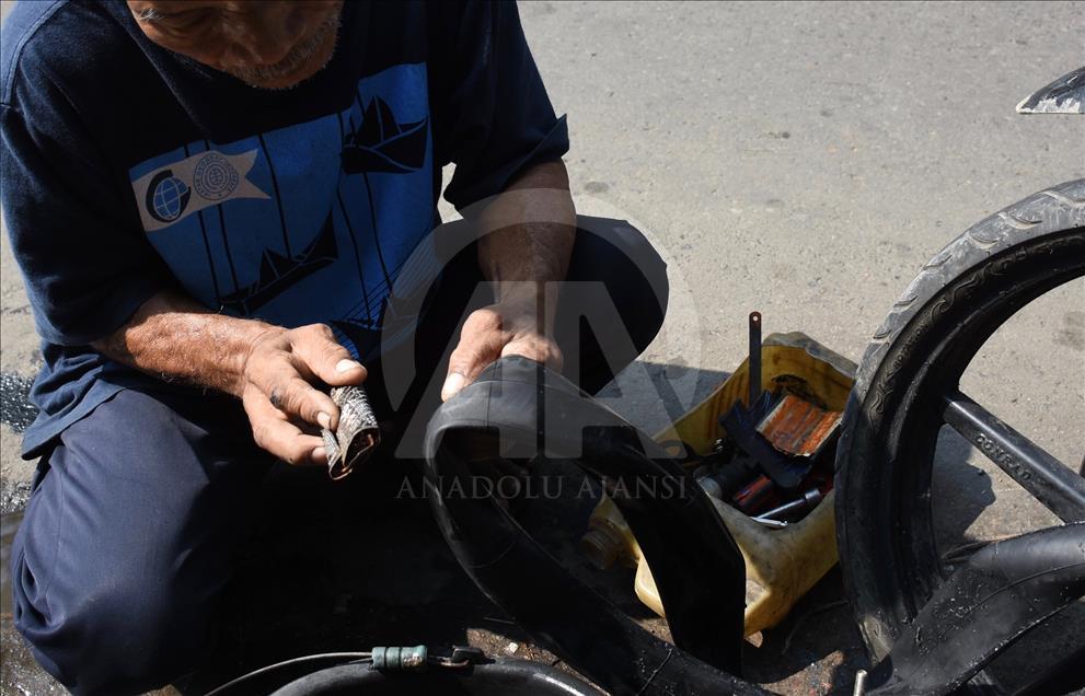 Solusi ban bocor saat di jalan