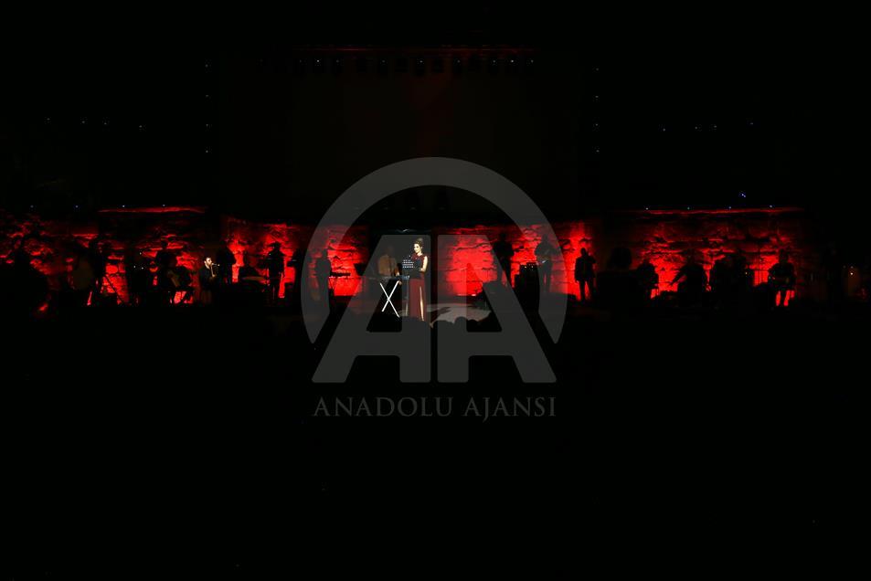 Nancy Ajram fait chanter Carthage