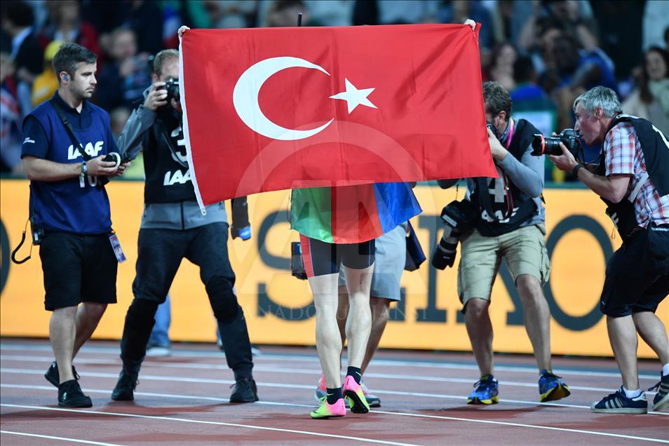 Athlétisme/Mondiaux de Londres: Le Turc Guliyev, champion du monde du 200m