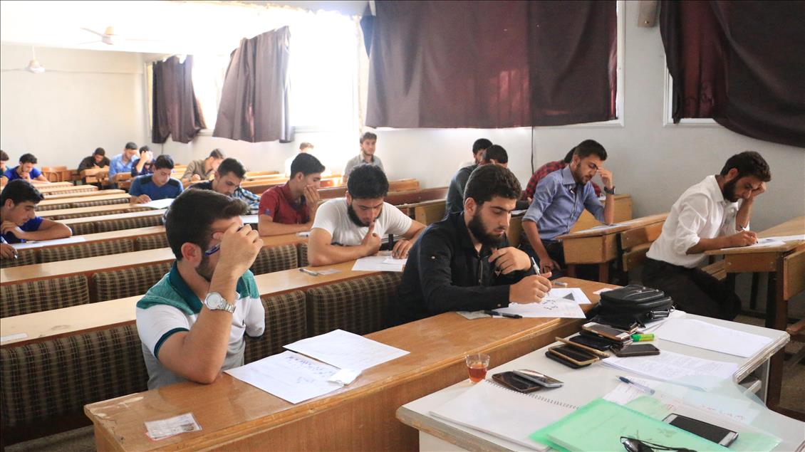 İdlib'te "özgür" eğitim
