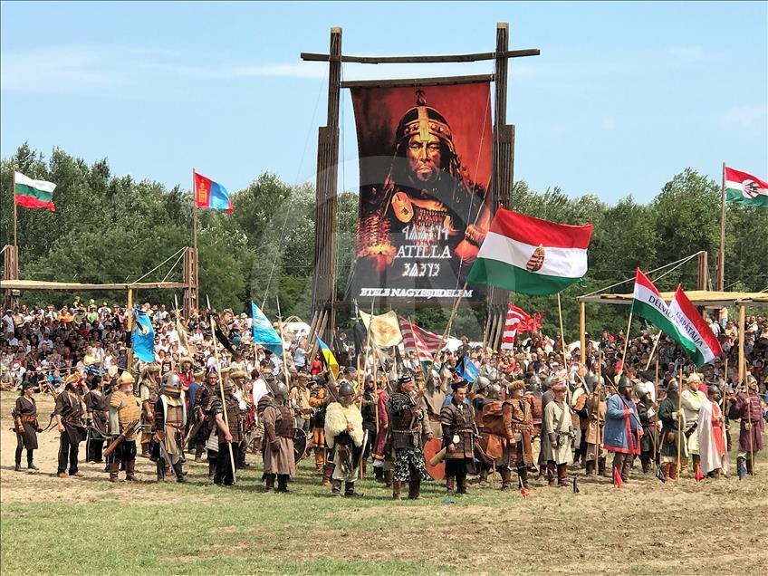 Macaristan'da "Atalar Günü" etkinliği düzenlendi