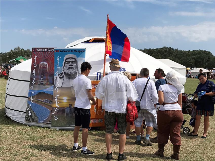 Macaristan'da "Atalar Günü" etkinliği düzenlendi