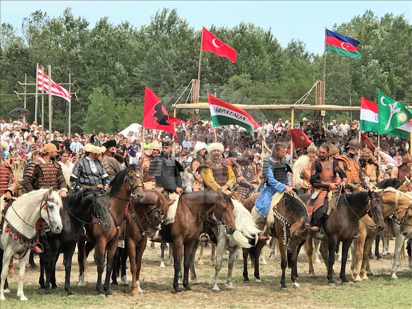 Macaristan'da "Atalar Günü" etkinliği düzenlendi