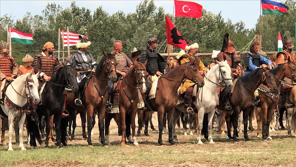 Macaristan'da "Atalar Günü" etkinliği düzenlendi