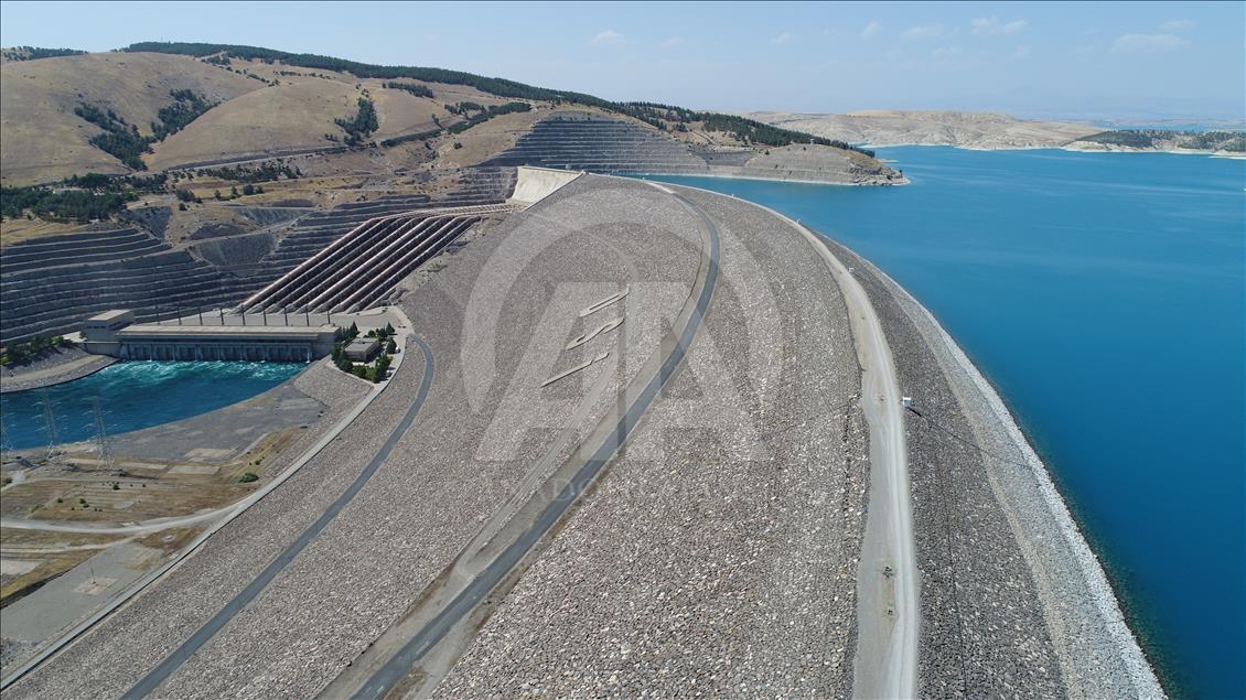 Türkiye'nin enerji lokomotifi, Atatürk Barajı