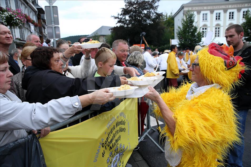 Belgique : Dix mille œufs pour la plus grande omelette au monde