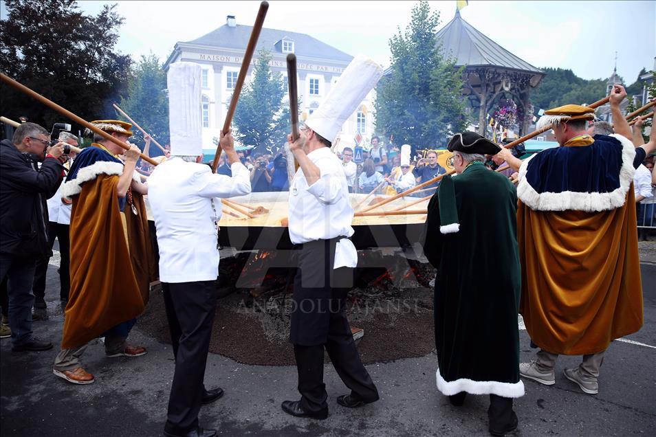 Belgique : Dix mille œufs pour la plus grande omelette au monde