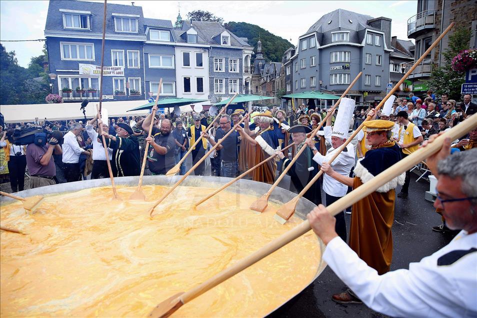 Giant omelette festival in Belgium - Anadolu Ajansı