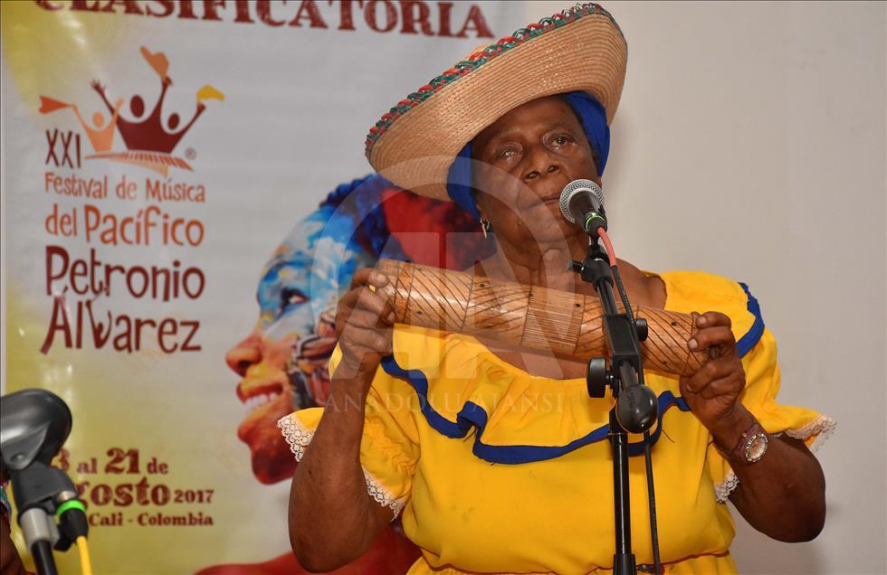 La voz femenina