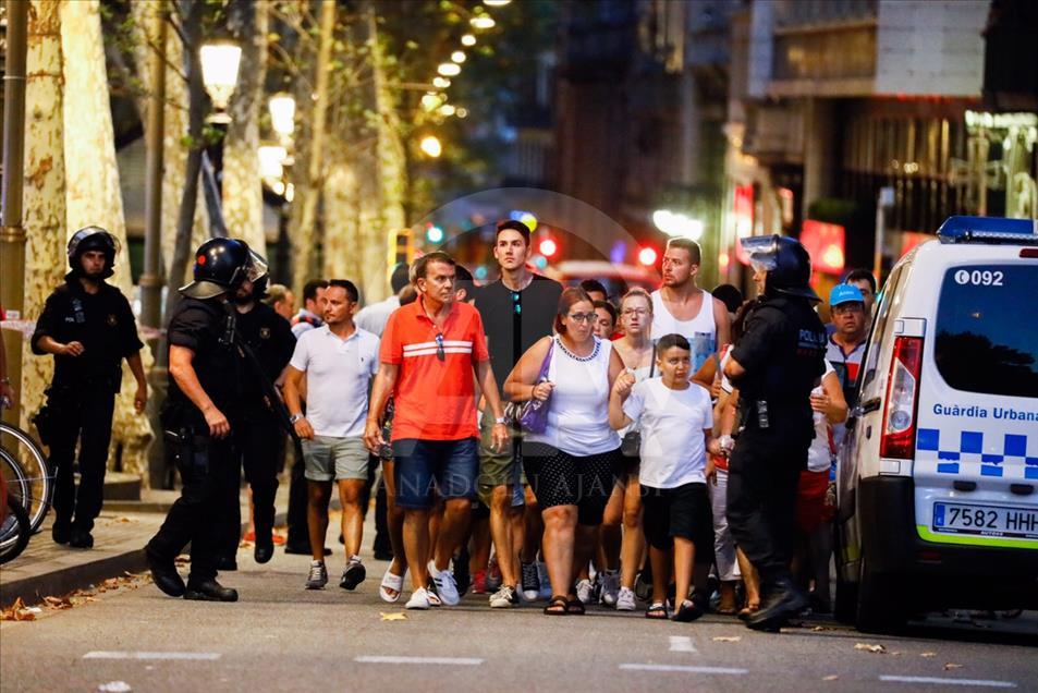 Van ploughs into crowd in central Barcelona