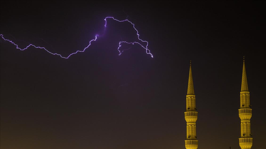 Lightning in Turkey's night sky