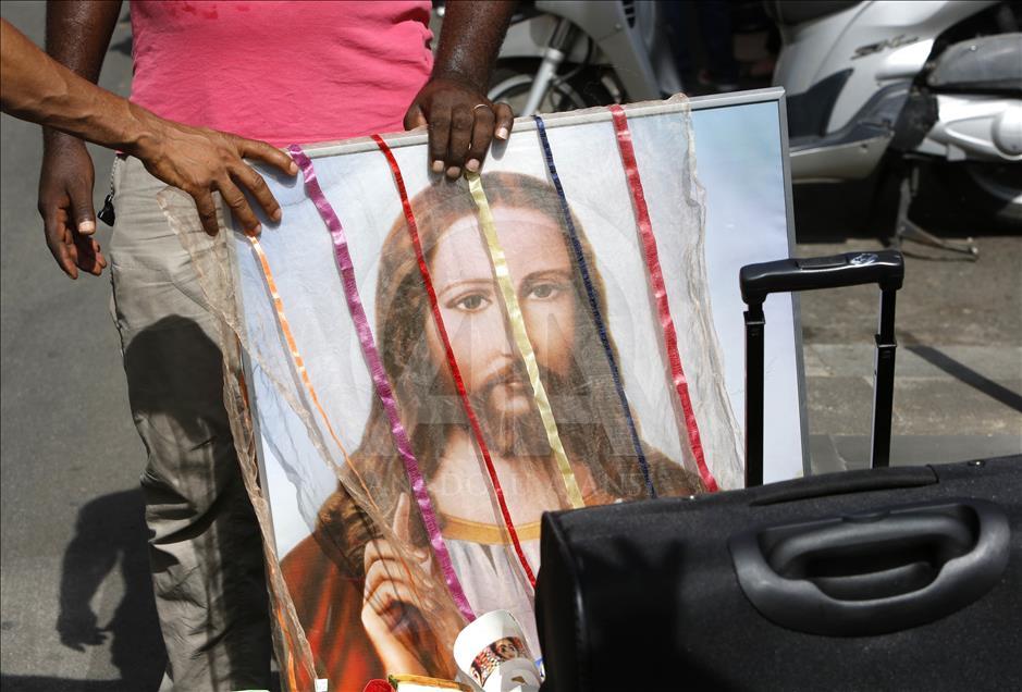 Migrants, refugees and asylum seekers cleared by police in Rome