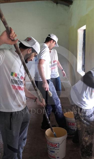 TİKA'nın gönüllü elçileri Senegal'deki çalışmalarına başladı