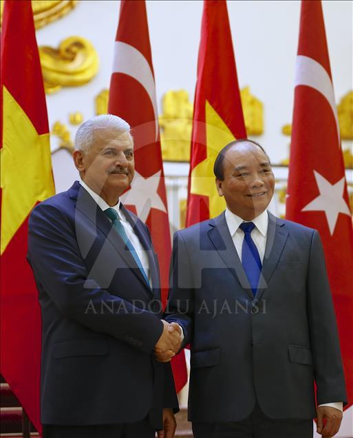 В Ханое проходит встреча премьеров Турции и Вьетнама 
