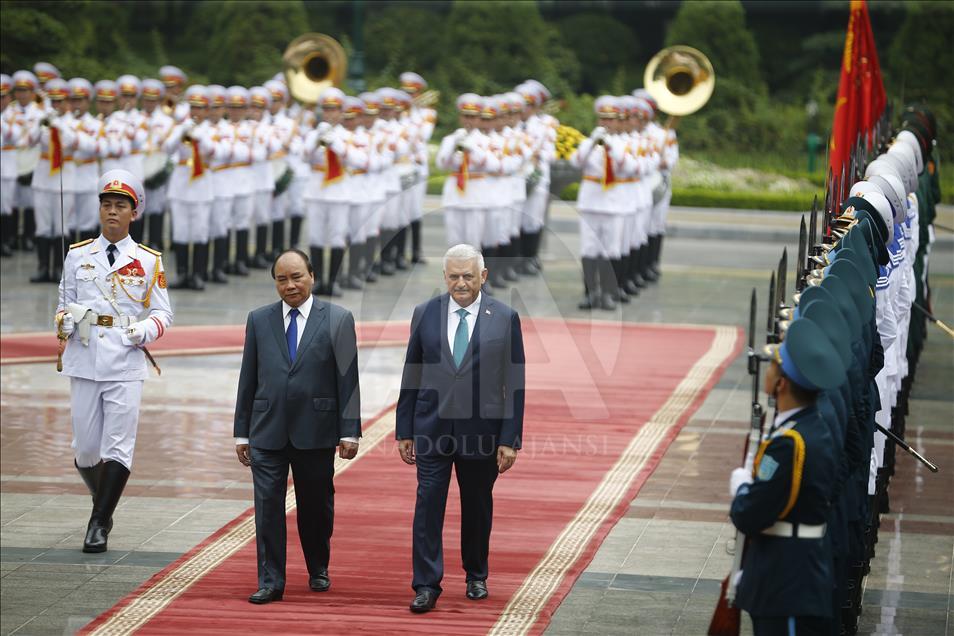 В Ханое проходит встреча премьеров Турции и Вьетнама 
