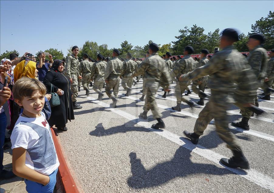 Zırhlı Birlikler'de yemin töreni