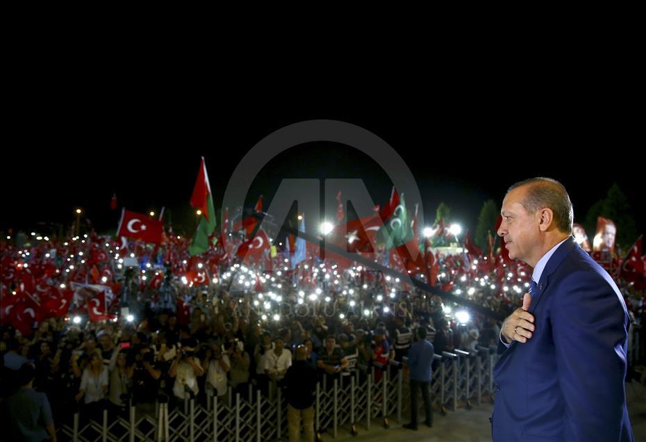 Cumhurbaşkanı Erdoğan'ın görevdeki "üçüncü" yılı