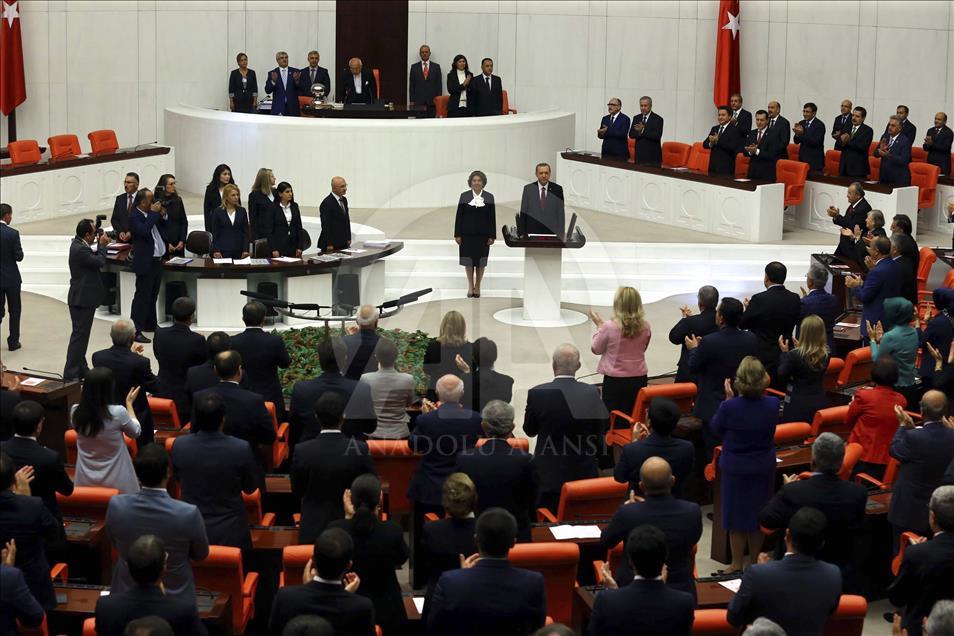 Cumhurbaşkanı Erdoğan'ın görevdeki "üçüncü" yılı
