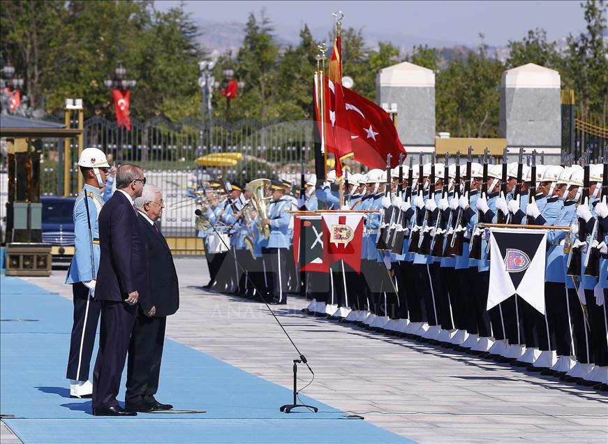 В Анкаре прошла церемония встречи президента Палестины
