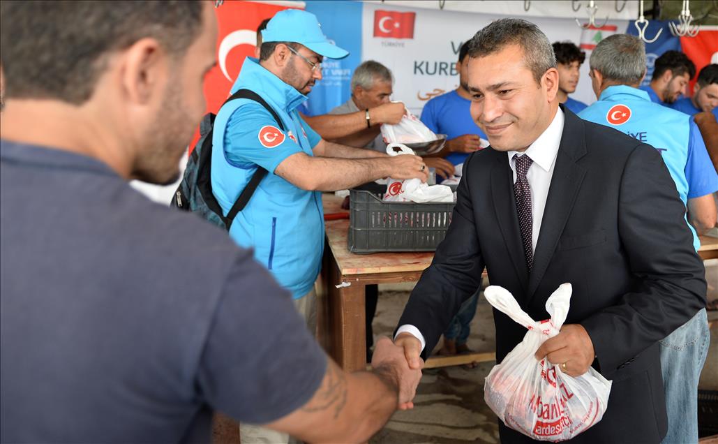 TDV Lübnan'da kurban kesti
