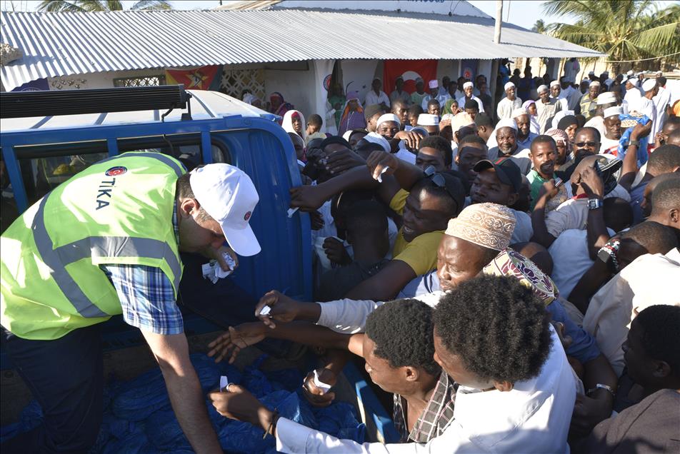 TİKA'dan şehitler adına Afrika'da kurban kesimi
