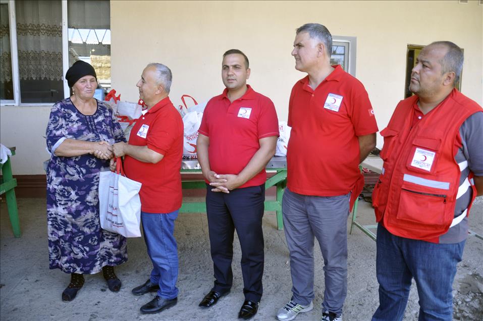 Türk Kızılayı'nın Kırgızistan'da kurban organizasyonu
