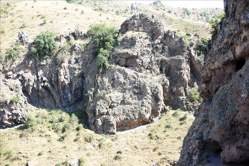 8 katlı yeraltı şehri turizme kazandırılmayı bekliyor
