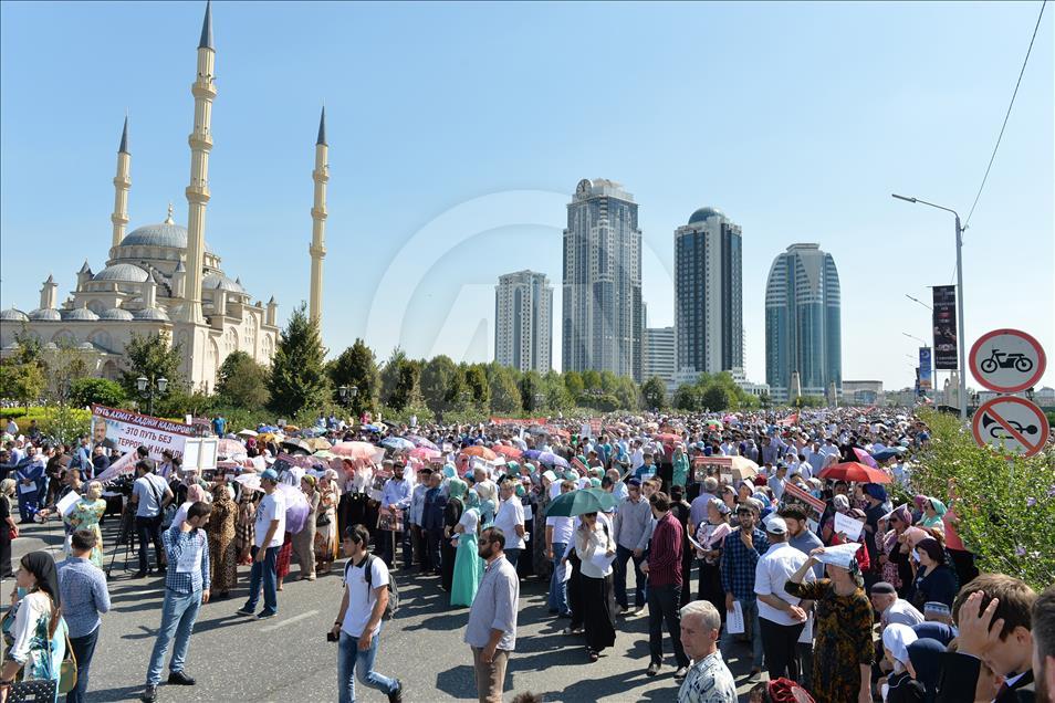 В Чечне проходит митинг в поддержку мусульман в Мьянме
