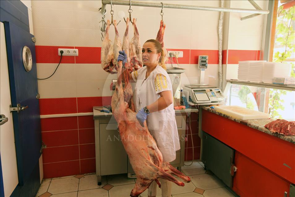 Samsunlu kadınların et ürünleri "kasap Gülten"den