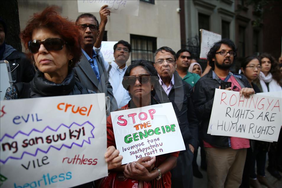 Protest in New York in solidarity with Rohingya Muslims