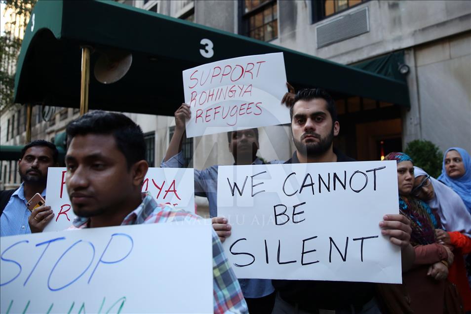 Protest in New York in solidarity with Rohingya Muslims