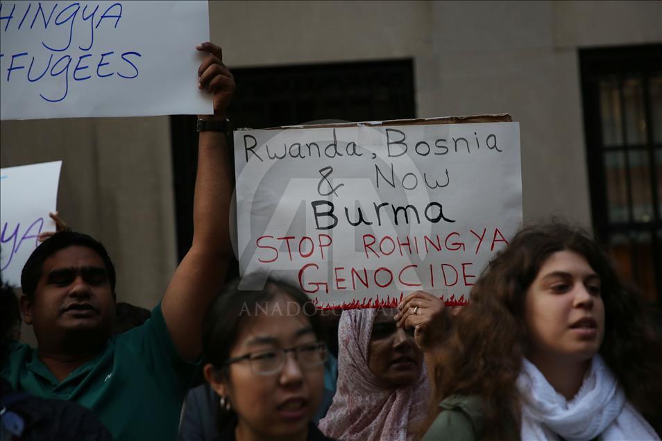 Protest in New York in solidarity with Rohingya Muslims