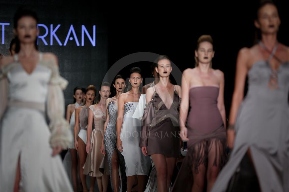 Istanbul accueille la Fashion Week by Mercedes-Benz 

